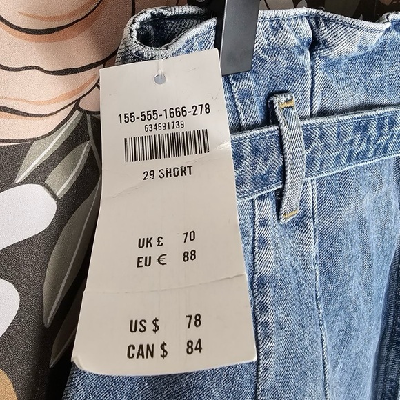 A&F Ultra High Rise Paper-bag Waist Mom Jean Women Size 29 (Short) 80s 90s Style - Picture 9 of 9